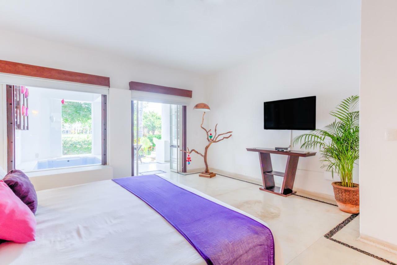The Green House Marina Golf - Suites & Villas Puerto Vallarta Dış mekan fotoğraf