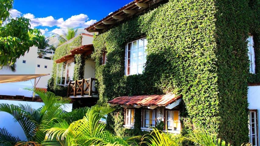 The Green House Marina Golf - Suites & Villas Puerto Vallarta Dış mekan fotoğraf